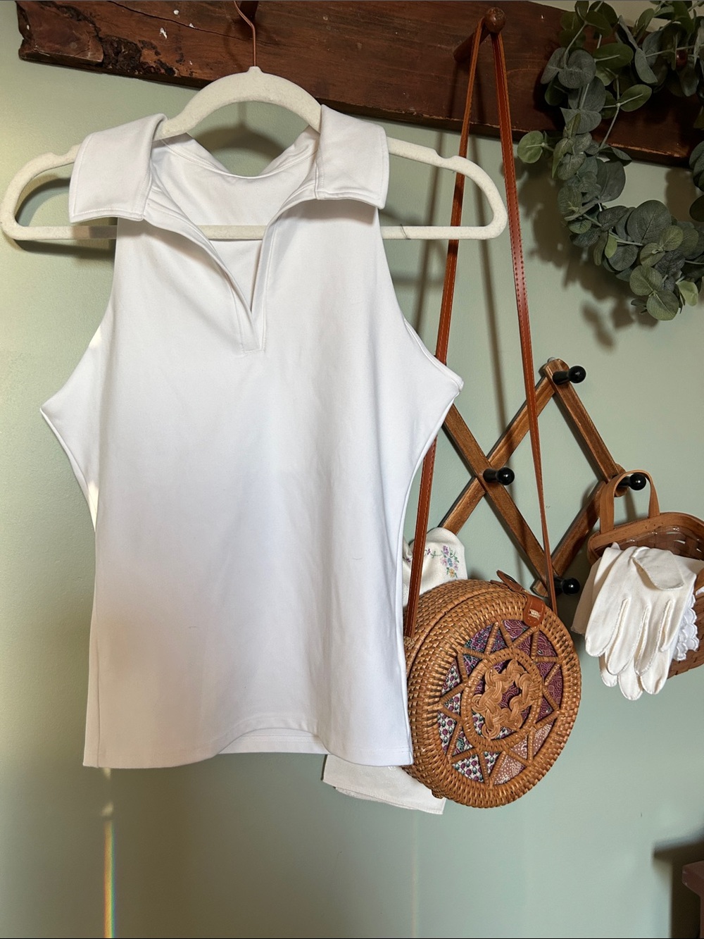 White Sleeveless Polo Tank Top - Classic Collared Women's Top
